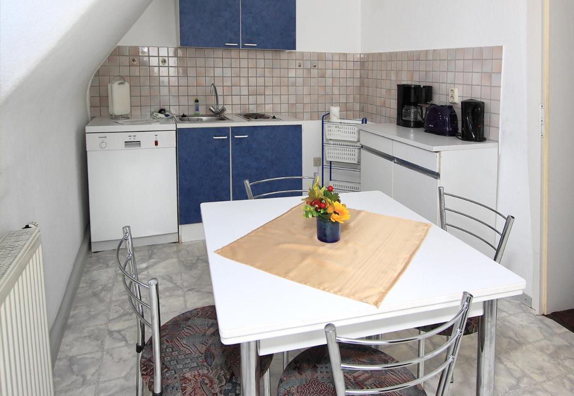 Gaststaette Und Pension Felsenthal Tabarz Rom bilde